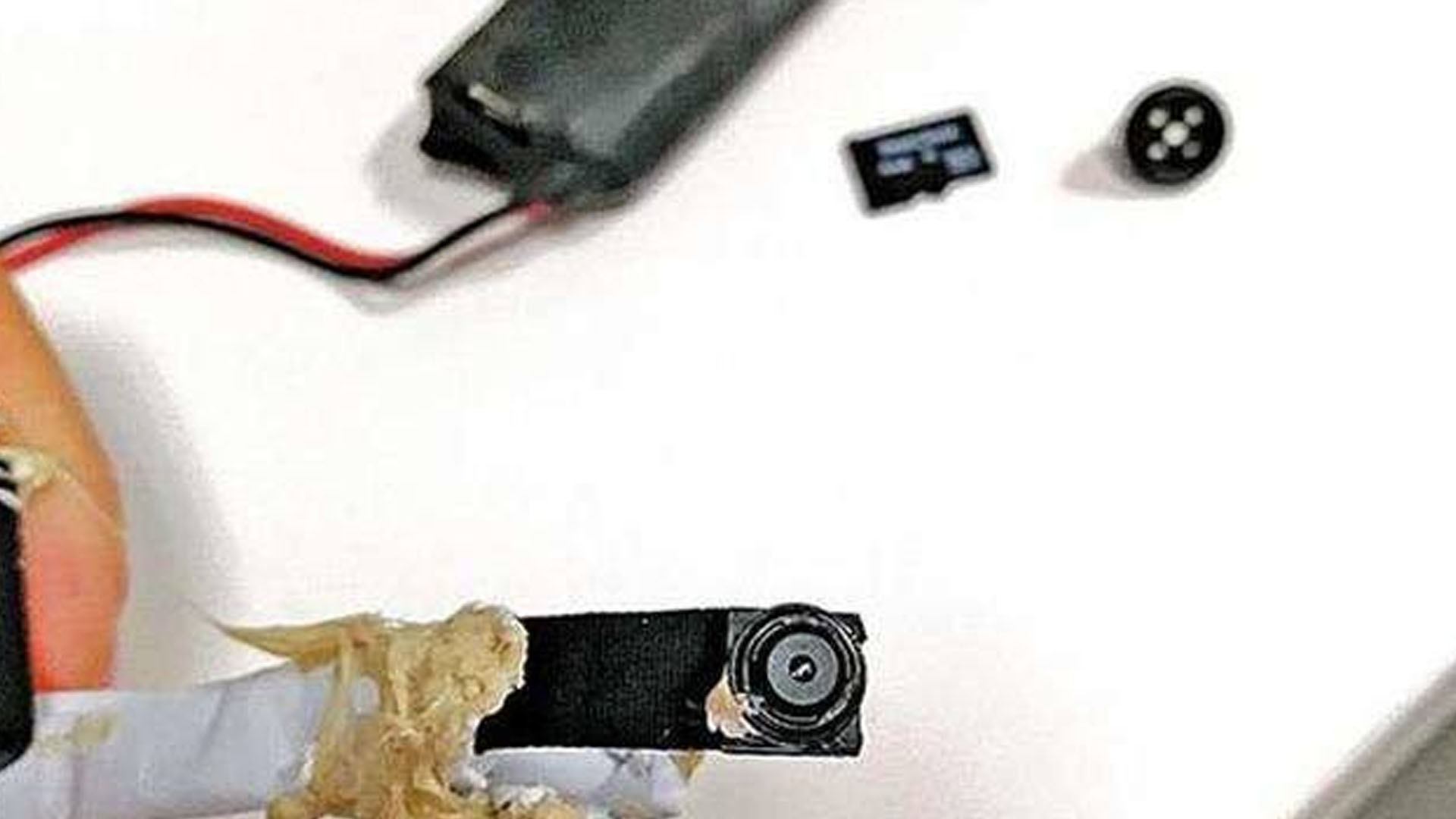 男子偷裝攝像頭拍攝女同事隱私，只因無聊寂寞
